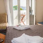 Christina Adamantas (Milos)
