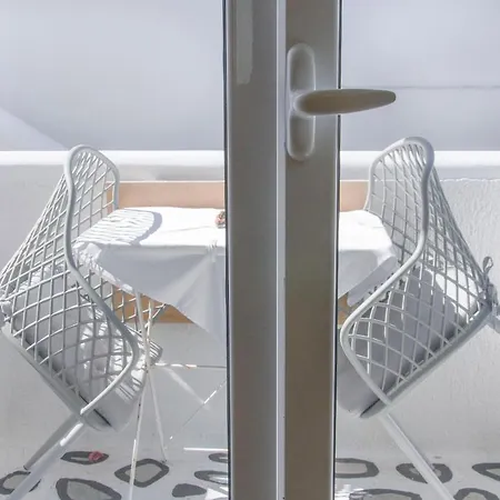 Christina מלון דירות