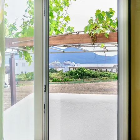 מלון דירות Christina אדאמאס