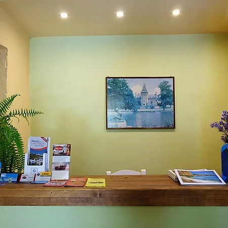 Christina 4* אדאמאס