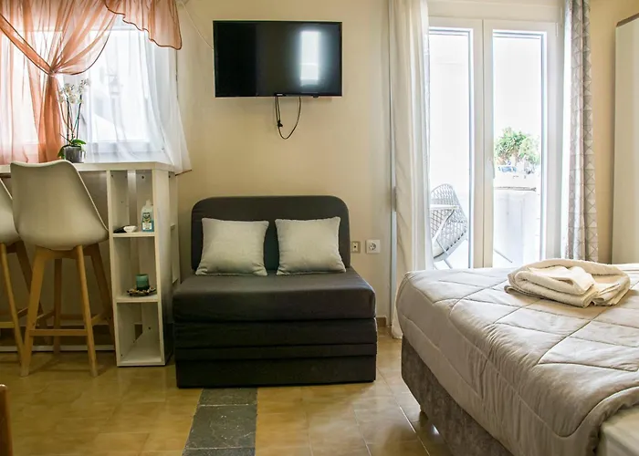 מלון דירות Christina אדאמאס