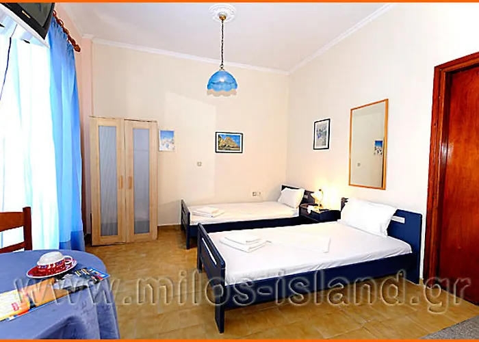 Christina מלון דירות אדאמאס