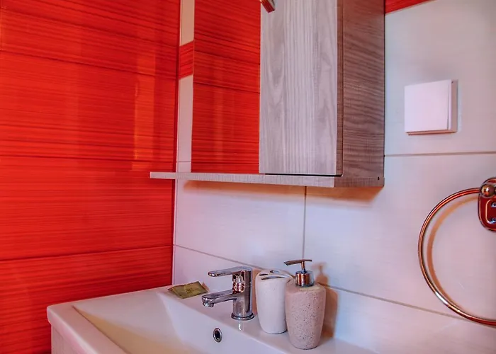 מלון דירות Christina