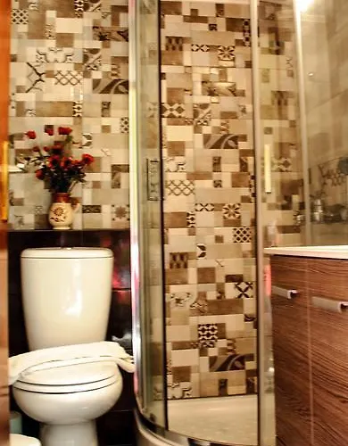 Christina מלון דירות אדאמאס