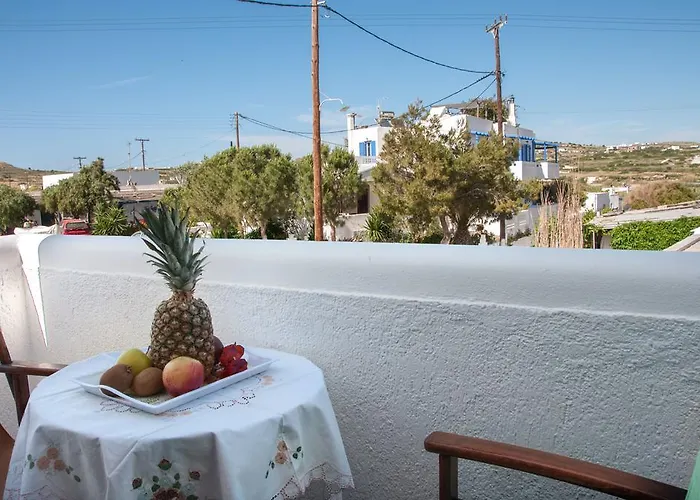 מלון דירות Christina