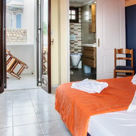 Christina アダマス